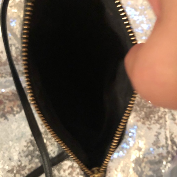 Tory Burch black crossbody - Picture 6 of 7